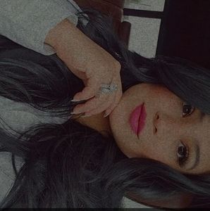 Meet your Posher, Neptali